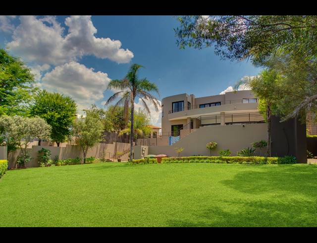 6 BEDROOM HOUSE FOR SALE IN DAINFERN VALLEY ESTATE